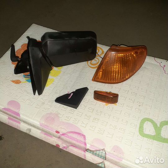 Поворотники, коврики, зеркало, резина на ваз