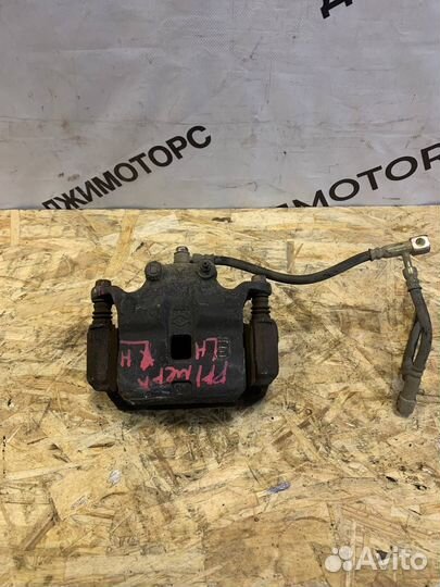 Суппорт передний левый Primera P12