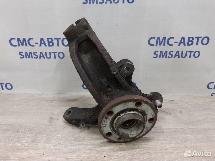 Кулак поворотный передний правый Volvo Xc70 хс70