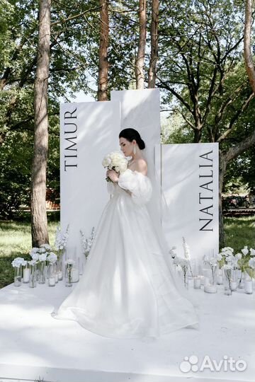 Современная фотозона на свадьбу