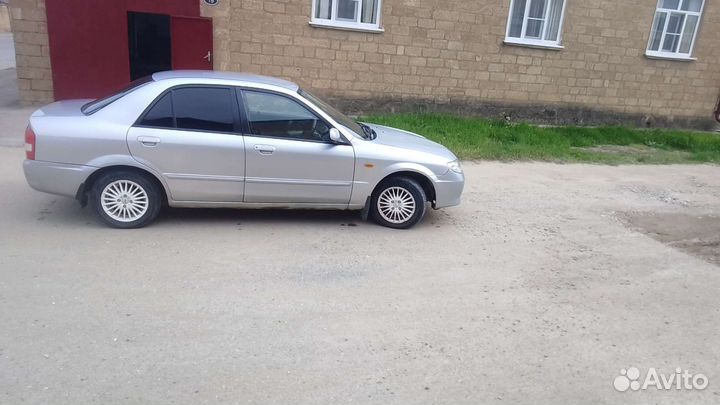 Mazda 323 1.6 AT, 2002, 190 783 км