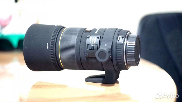 Объектив Sigma AF 150mm f/2.8 EX DG APO macro HSM