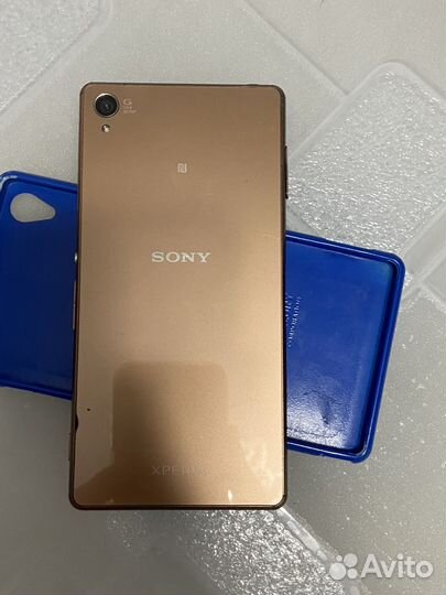 Телефон Sony xperia z3