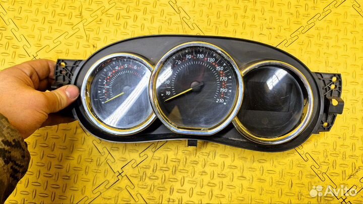 Панель приборов Renault Sandero 2 K4M 2016