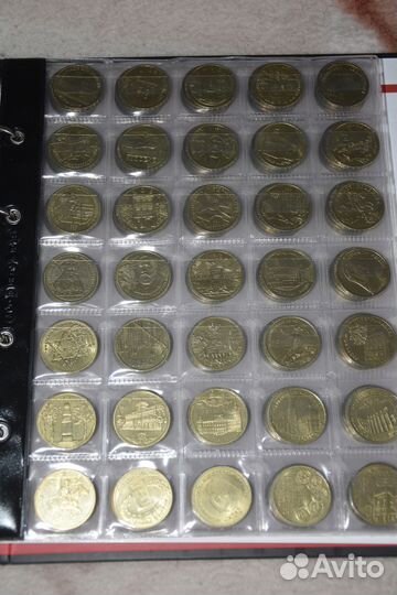 Альбом с 2-х злотовыми монетами Польши