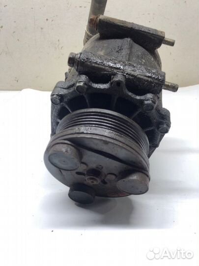 Компрессор кондиционера Mitsubishi Lancer