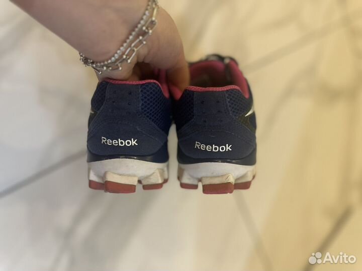 Кроссовки reebok женские 40