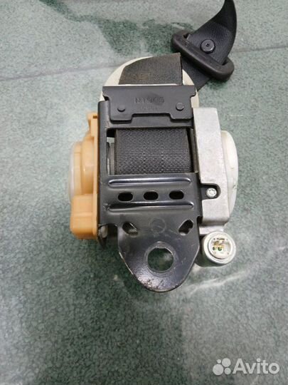 Ремень безопасности передний правый Infiniti Qx70