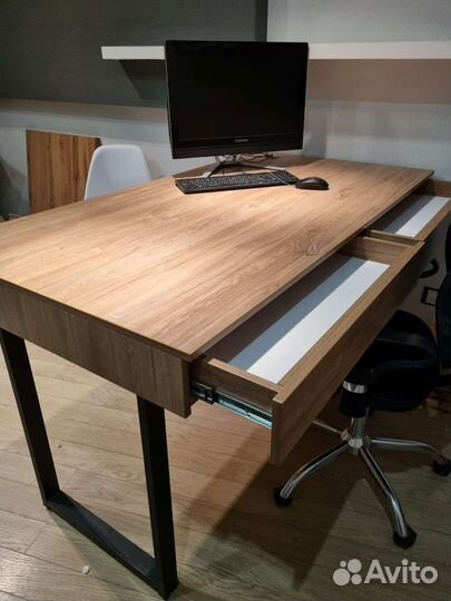 Стол лофт офисный