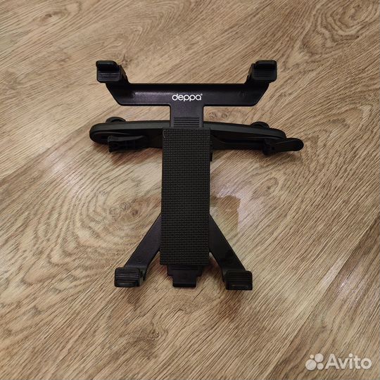 Автомобильный держатель для планшета Deppa