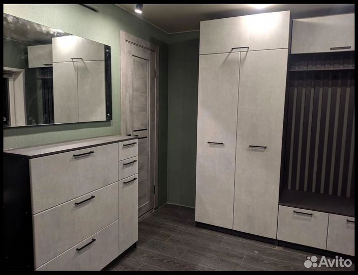 Шкаф в прихожую на заказ от производителя