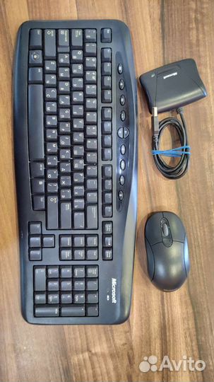 Комплект Беспроводная мышь и клавиатура Microsoft