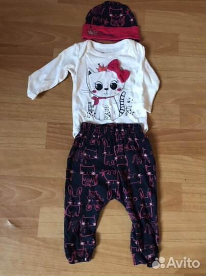 Несколько пакетов вещей для девочки