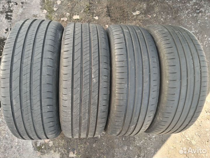 Toyota Corolla E150 205/55R16