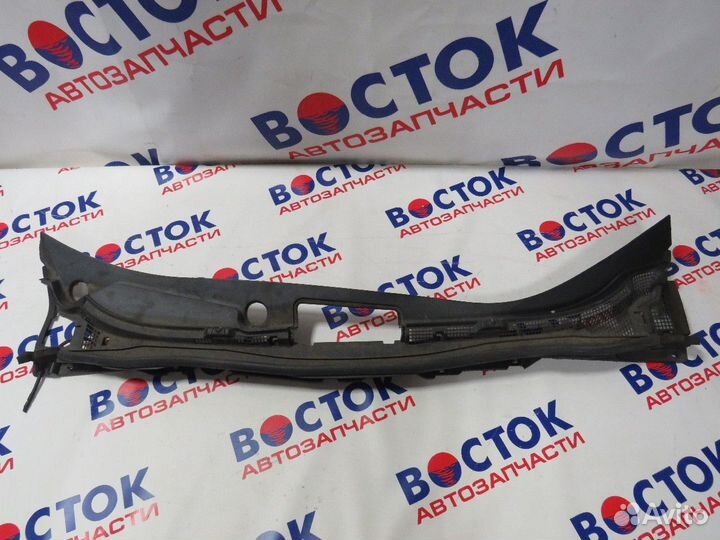 Жабо nissan leaf ZE0