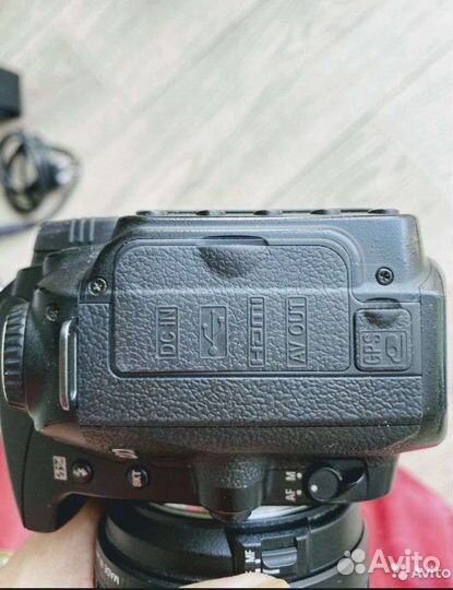 Сanon EOS 1300D wi-fi