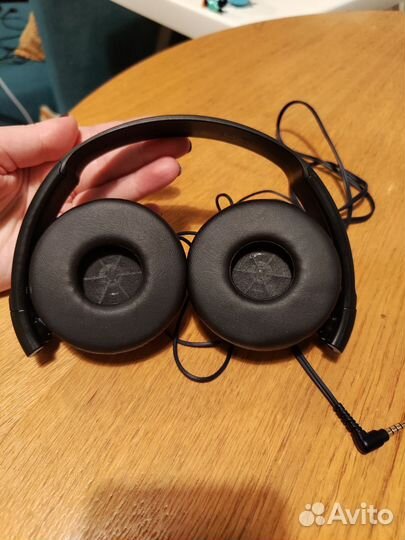 Проводные наушники sony