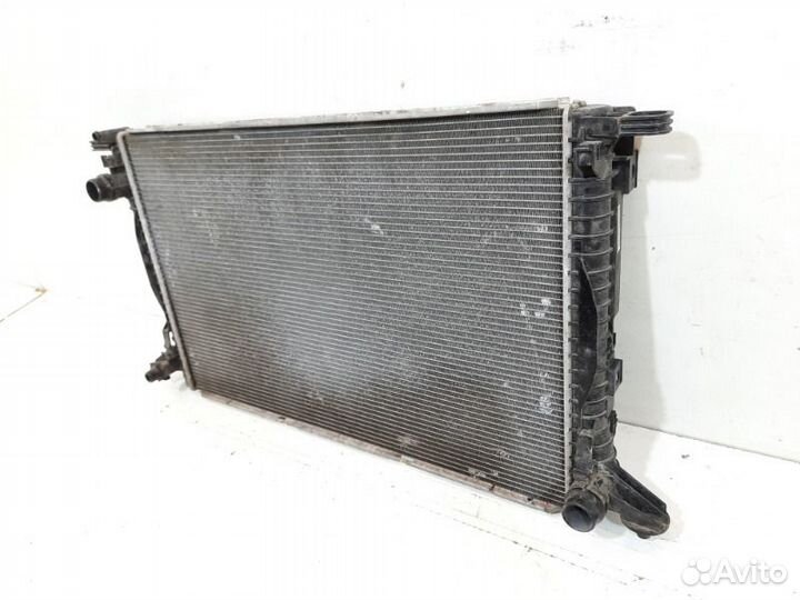 Радиатор охлаждения Audi Q7 4M 2015-2022