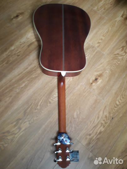 Продам гитару Crafter D8/TS