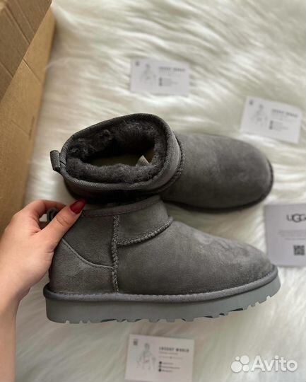 Ugg Classic Ultra Mini Grey