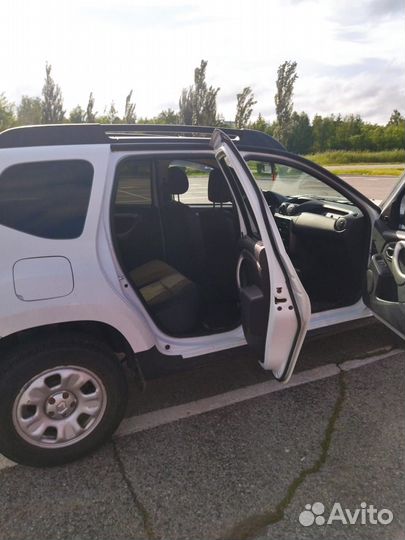 Renault Duster 2.0 AT, 2015, 61 000 км