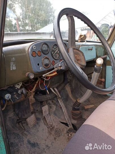 Трактор, 2000