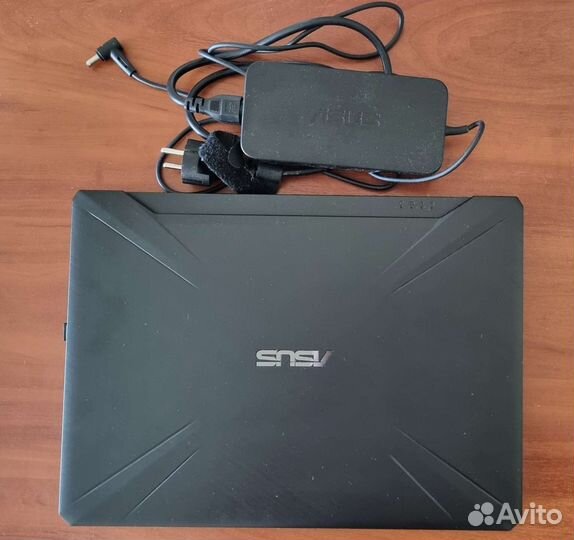 Ноутбук asus
