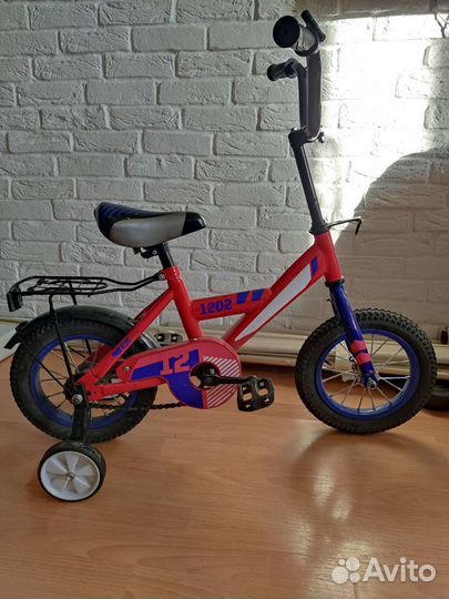 Детский велосипед 12