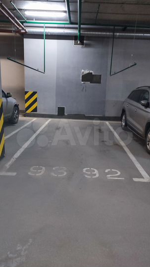 Машиноместо, 18 м²