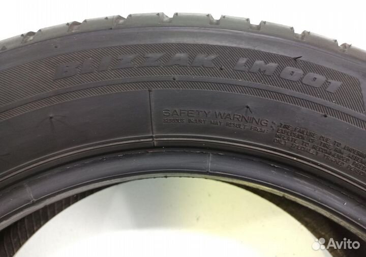 Bridgestone Blizzak LM-001 205/60 R17