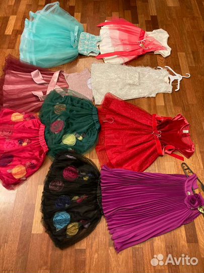 Платье на девочку 116-122