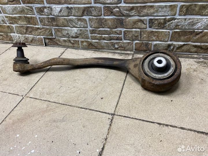 Рычаг подвески нижний передний левый Land Rover