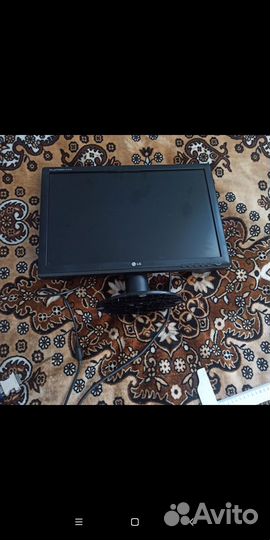 Монитор LG