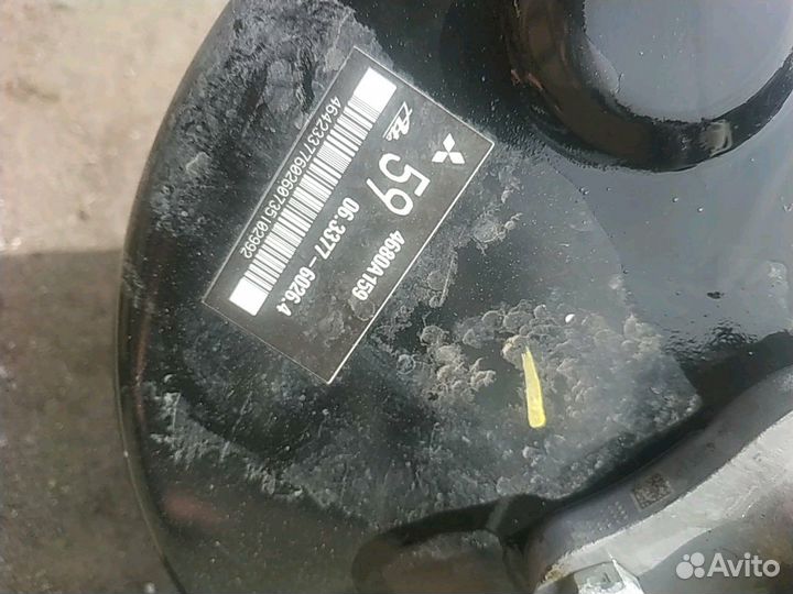 Вакум Mitsubishi Outlander 3 2015г