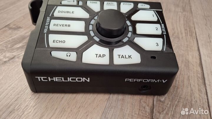 Вокальный процессор TC Helicon Perform V
