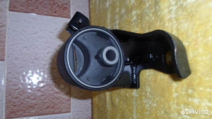 Подушка двигателя для Тойоты