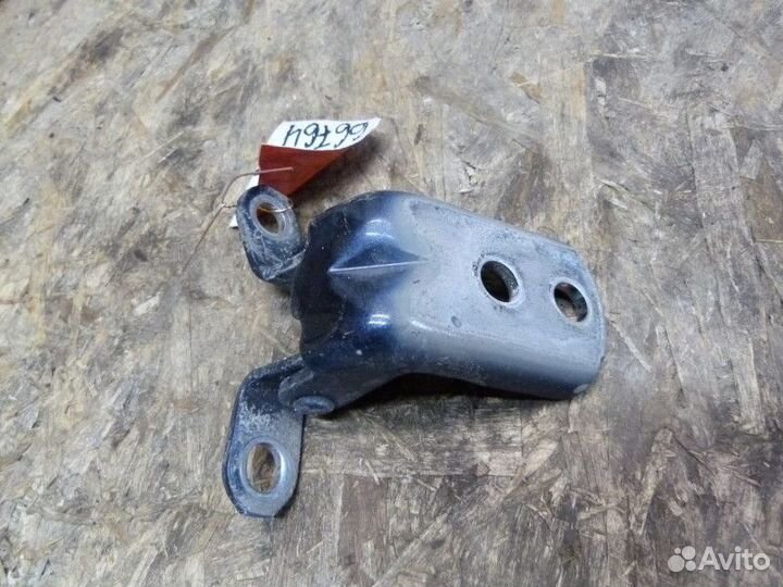 Петля двери передней левой верхняя Nissan Almera