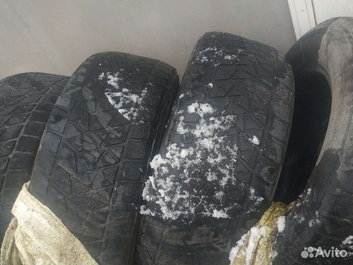 Bridgestone Blizzak LM005 DriveGuard 285/60 R18