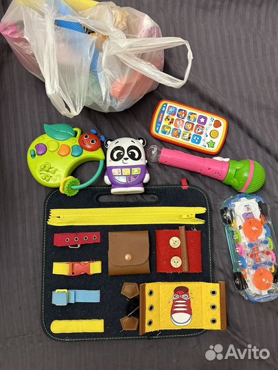 Игрушки для малыша