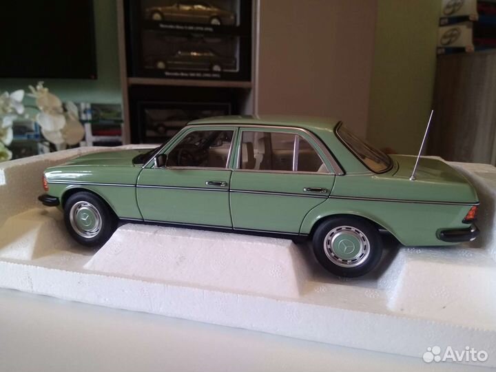 Mercedes Benz 200,W 123, 1/18, norev, Новый