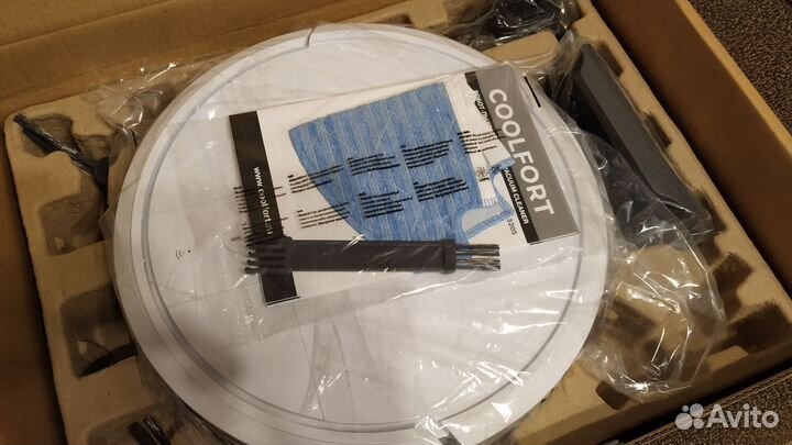 Робот пылесос Coolfort