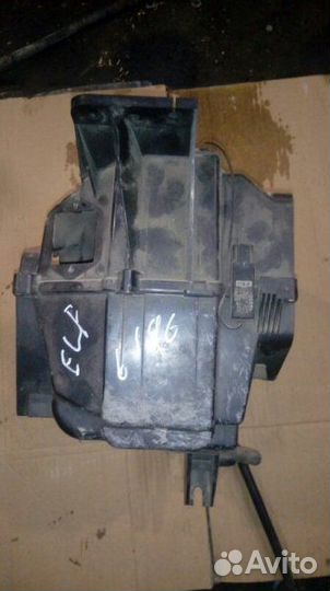 Корпус кондиционера Isuzu Elf NKR71E 4HG1 2001