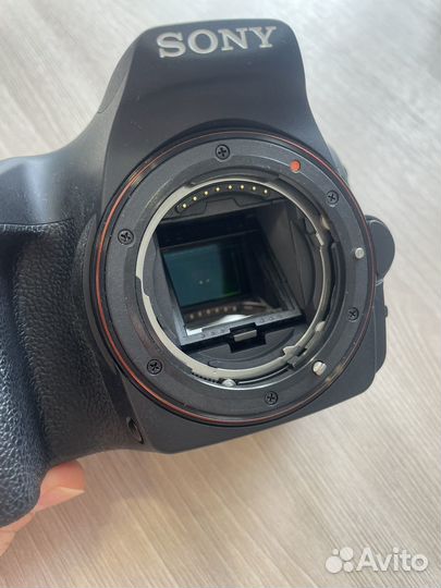 Зеркальный фотоаппарат Sony