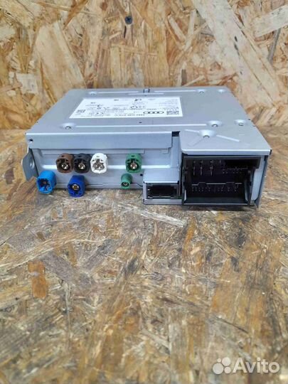 Блок навигации Audi Q8