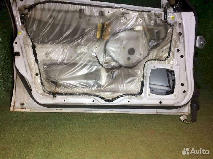 Дверь передняя левая Mitsubishi Galant EA1A EA2A E