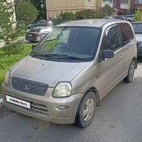 Mitsubishi Minica 0.7 AT, 2001, 300 000 км, с пробегом, цена 185 000 руб.