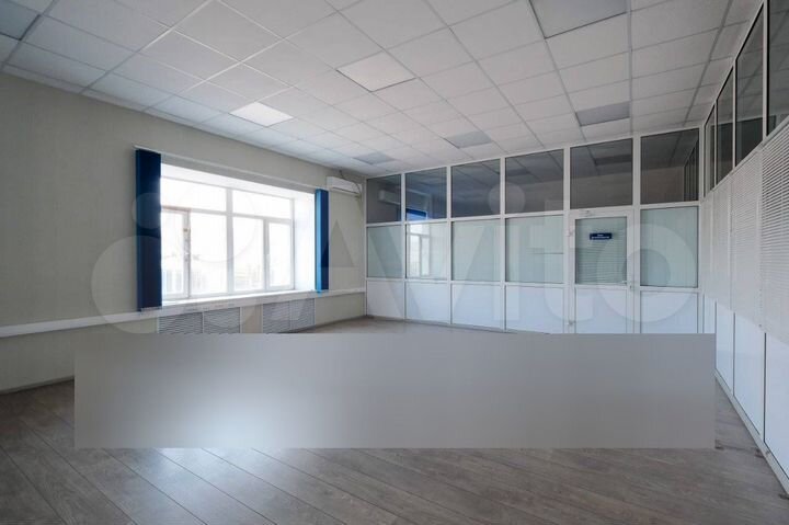 Свободного назначения, 290 м²