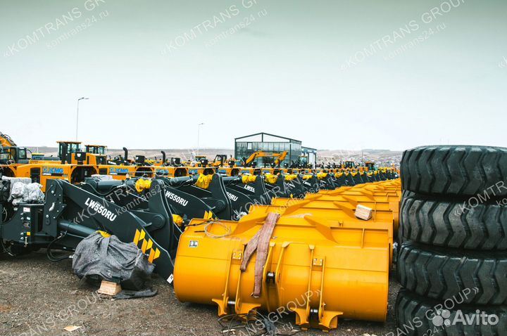 Фронтальный погрузчик XCMG LW330RU, 2023