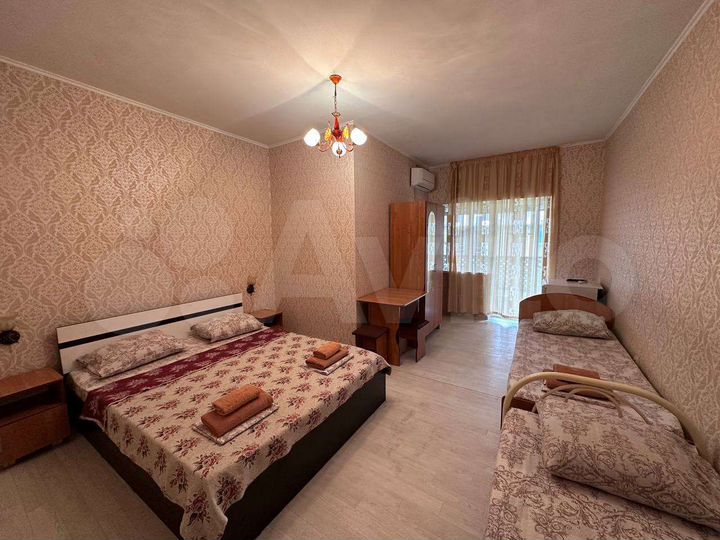 Комната 20 м², 1/3 эт.