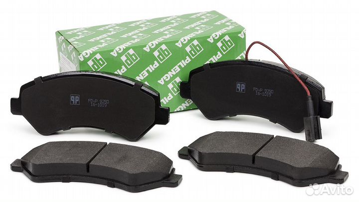 Колодки тормозные дисковые передние с датчиком